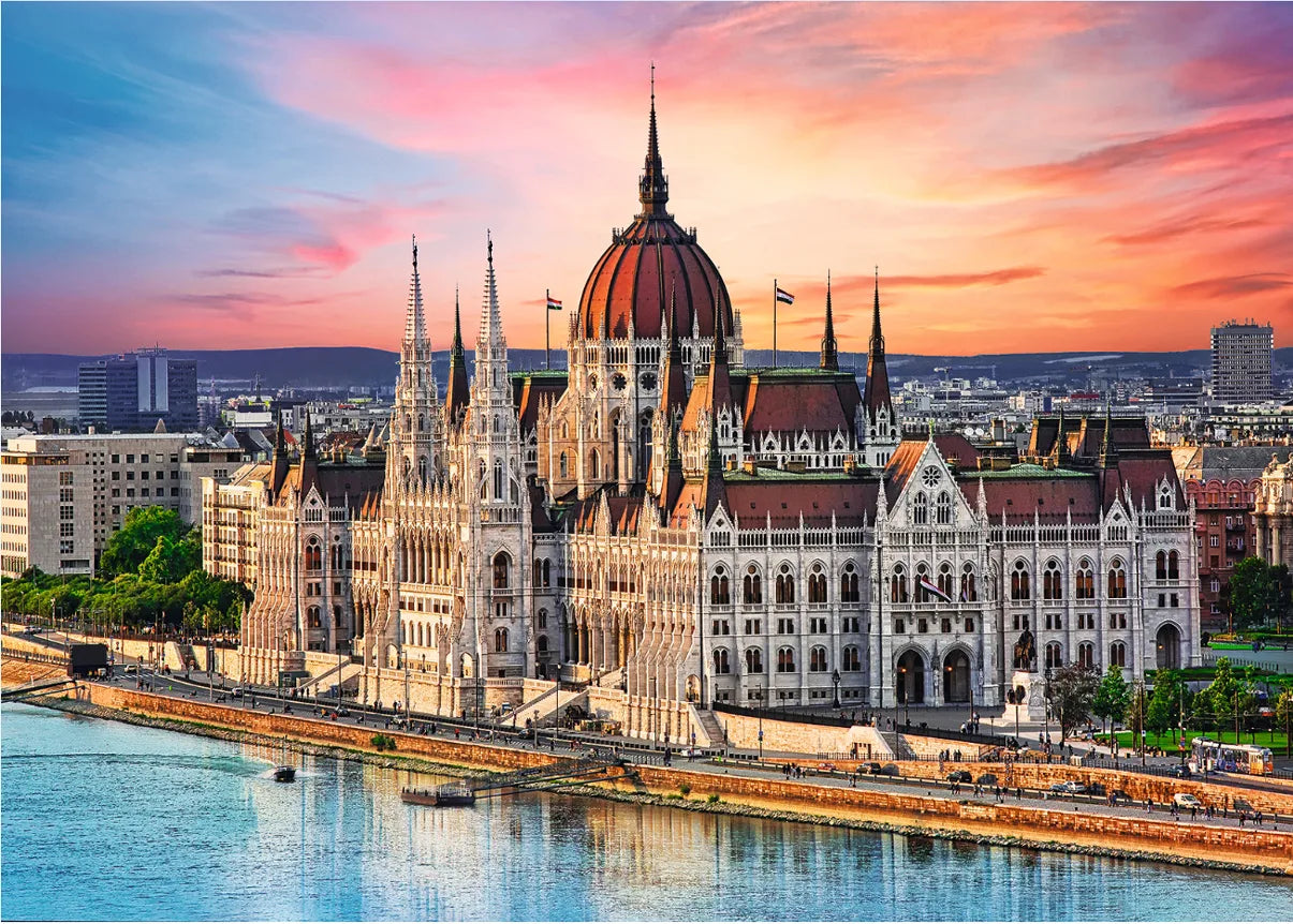 Trefl Hungary Scratch and Dent puzzle 500 Pieces
