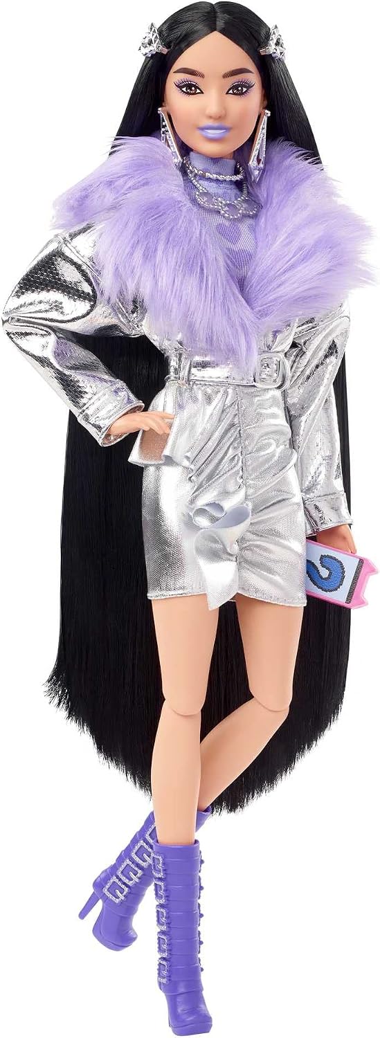 Barbie Extra Doll HHN07 – Silver Jacket, Purple Boots & Dalmatian
