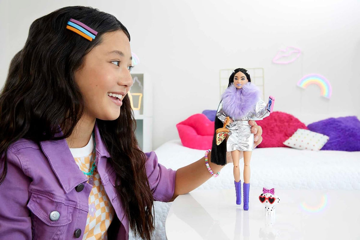 Barbie Extra Doll HHN07 – Silver Jacket, Purple Boots & Dalmatian