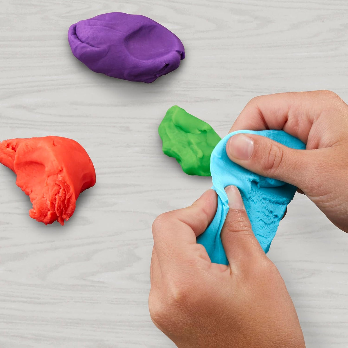 Play-Doh 24-Pack of Colors – 24 Cans