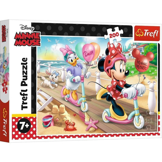 Trefl Minie on Beach Puzzle 200 Pieces