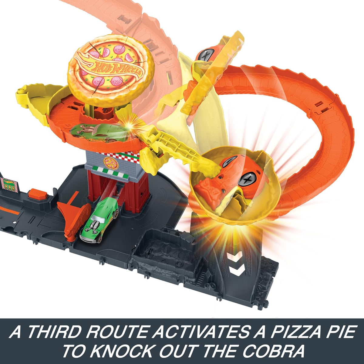 Hot Wheels City Pizza Slam Cobra Attack HTN81