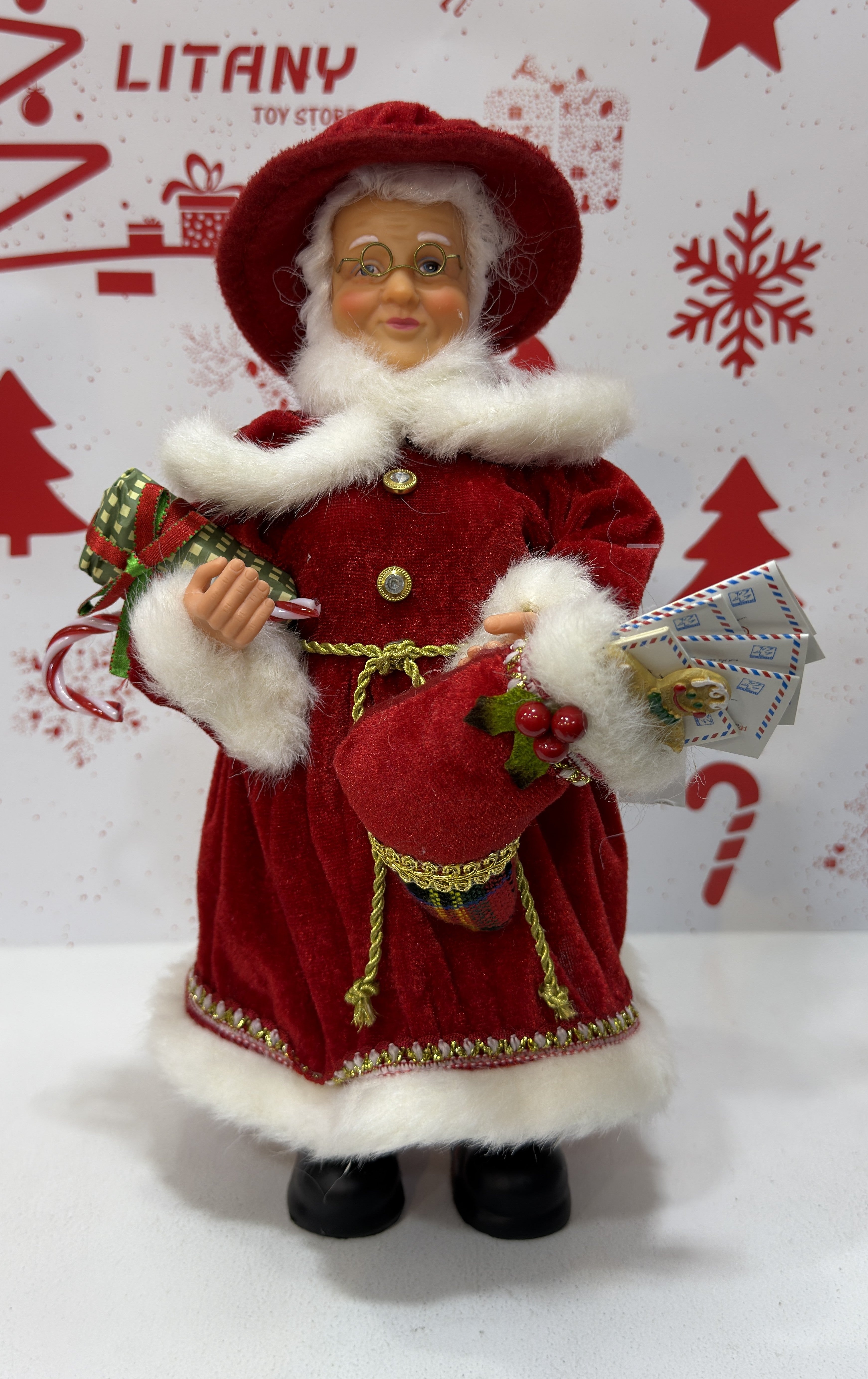 Santa Claus and Mrs Claus Christmas Decoration 35cm
