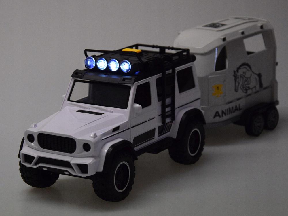 Off-road vehicle with an opening trailer + HORSE