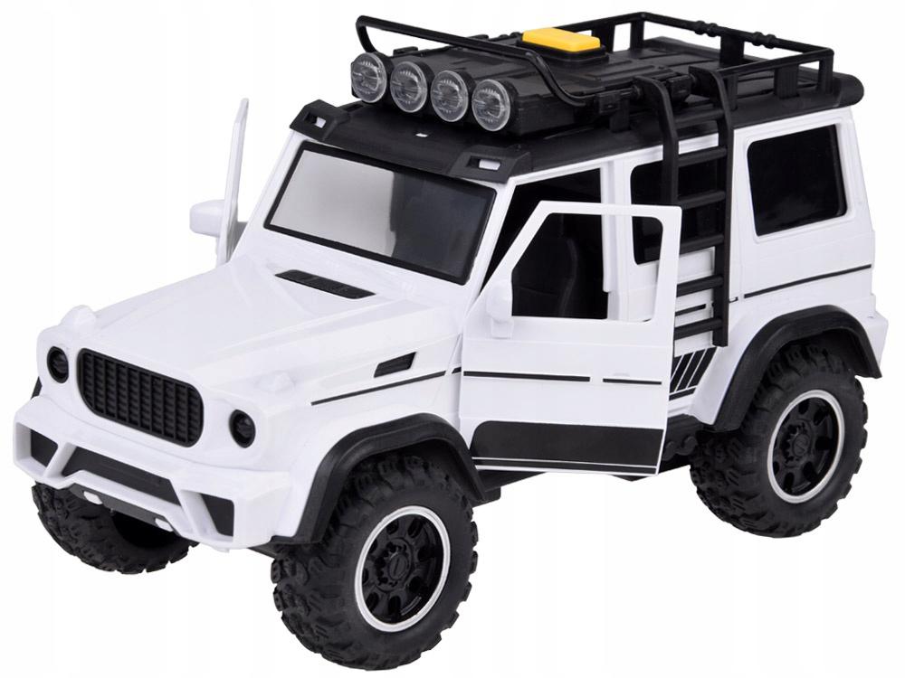 Off-road vehicle with an opening trailer + HORSE