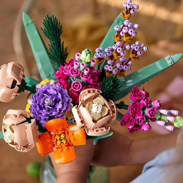 LEGO Botanicals Flower Bouquet 10280 – 756 Pieces